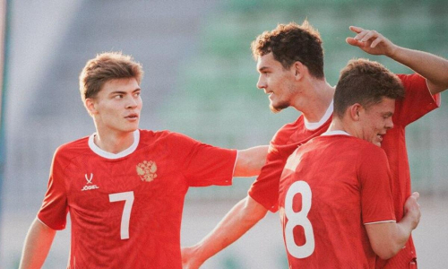 Сборная России по футболу попала на международный турнир и узнала соперников