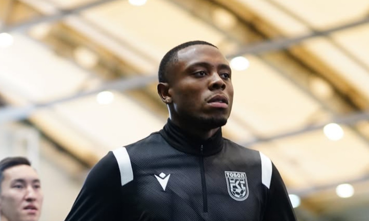 Олар шеңбер бойымен тобырдың ішінде трафиктенді Олар шеңбер бойымен тобырдың ішінде трафиктенді