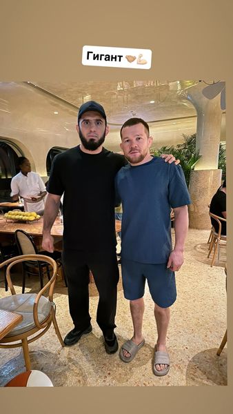 Петр Ян одним словом вынес вердикт Исламу Махачеву