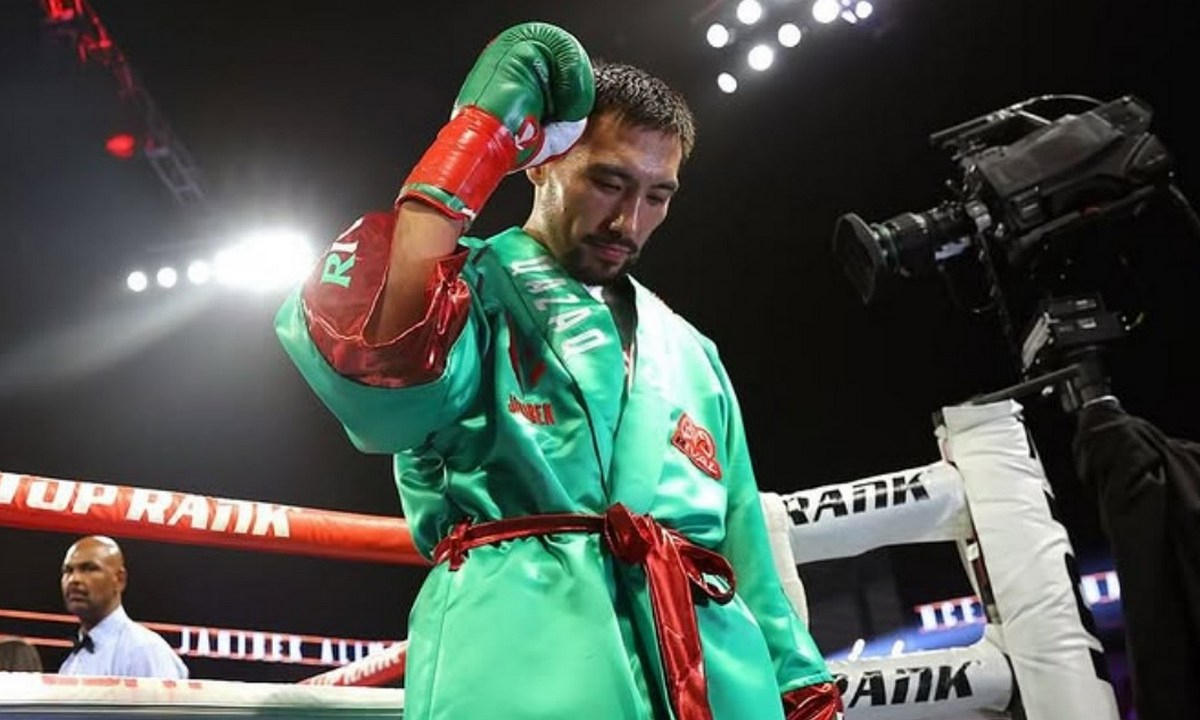 Стал известен кард вечера бокса с боем Жанибека Алимханулы за три титула