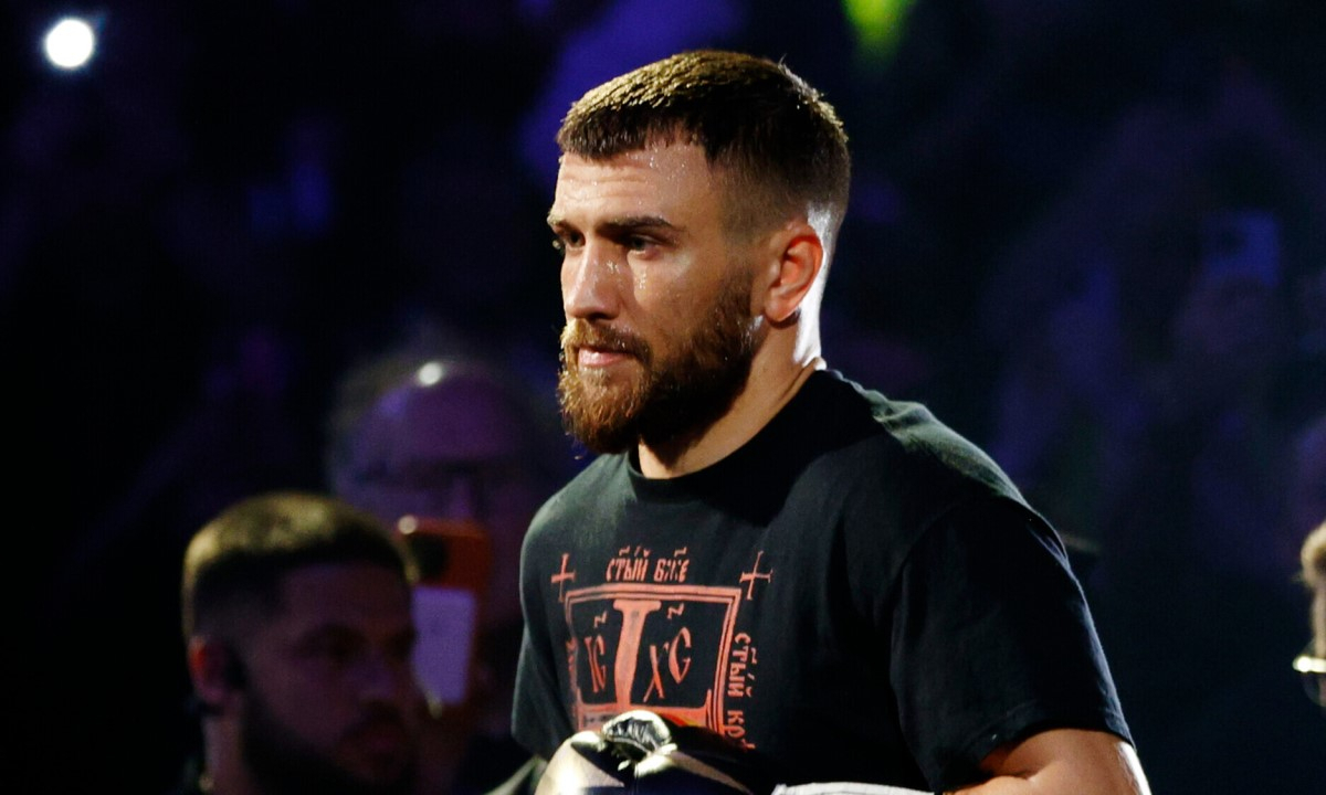 Василия Ломаченко заметили в компании лучшего боксера мира. Фото