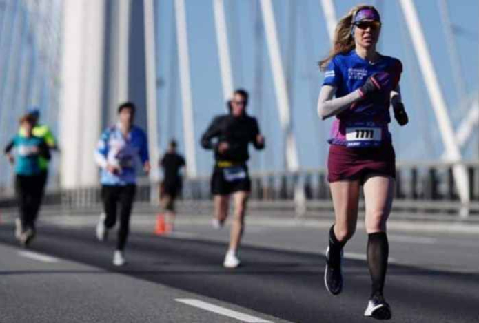 Почему бег на марафоны опаснее футбола, объяснил спортивный кардиолог