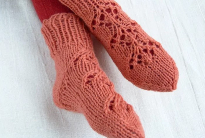 От чего холодеют ноги и как с этим бороться