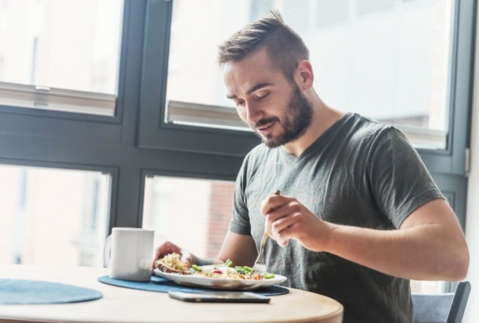 Почему первая ложка еды кажется нам самой вкусной