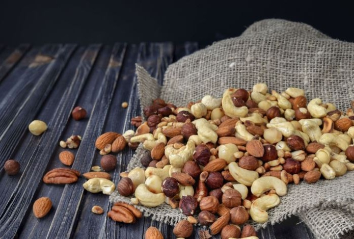 Почему орехи нужно замачивать перед употреблением