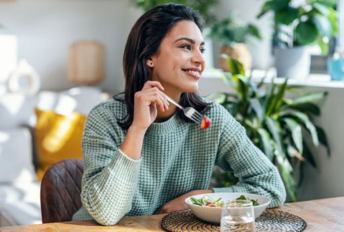 Врач назвала топ-5 продуктов для замедления старения