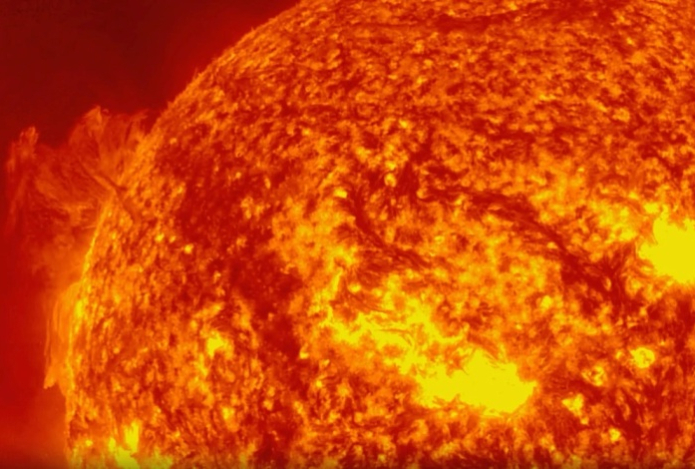 Учёные рассказали о чудом уклонившемся от Земли солнечном «убийце»