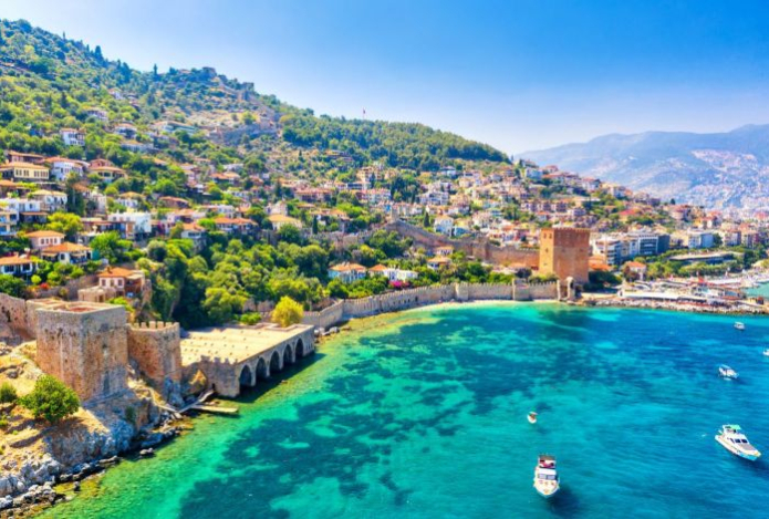 Турэксперт назвала самый бюджетный курорт Турции