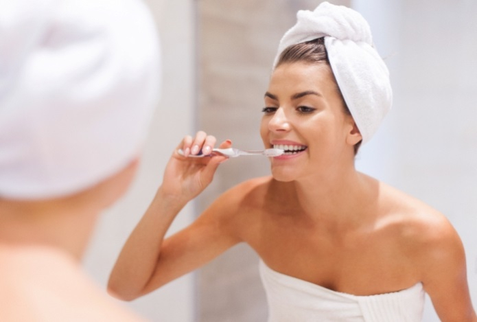 Пять главных ошибок при чистке зубов