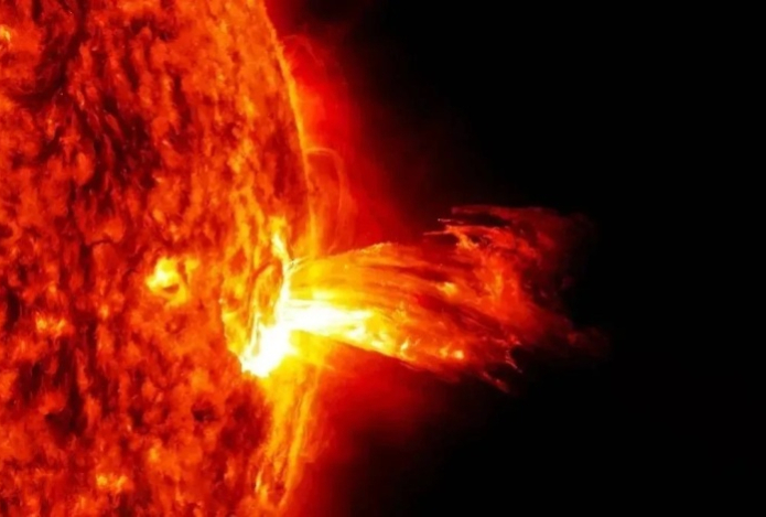 Солнце испепелило две кометы за несколько часов