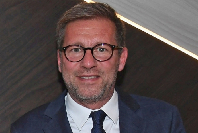 Стало известно, кто может возглавить бренд Armani