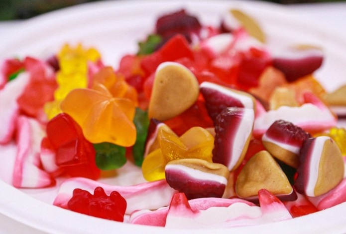 Чем опасны жевательные мармеладки