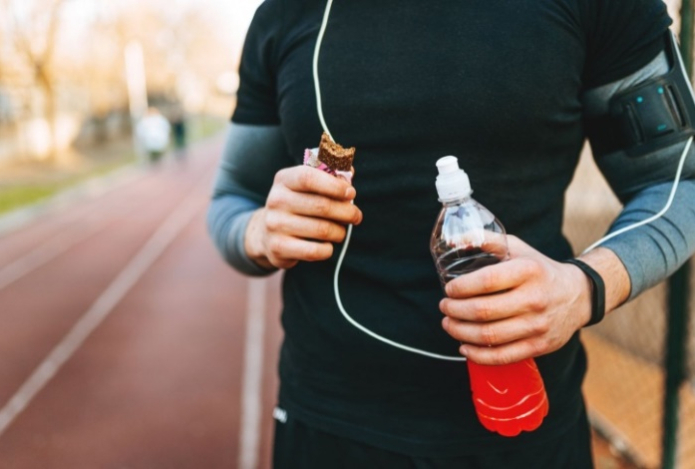 Кардиолог назвал пять «здоровых» продуктов, которые он никогда бы не стал есть