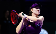В России отреагировали на разгром от Елены Рыбакиной на старте Итогового турнира WTA