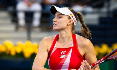 Рыбакина узнала цену разгрома Швёнтек на Итоговом турнире WTA