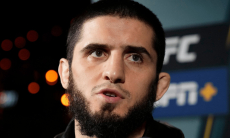 Ислам Махачев заявил об отказе от титула UFC