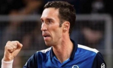 Теннисист из Казахстана сотворил сенсацию на турнире в Лионе