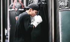 Казахстанский нокаутер с рекордом 13-0 получил соперника на дебютный бой в США