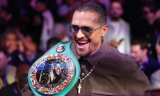 Александр Усик притворился Хабибом Нурмагомедовым в Узбекистане. Видео