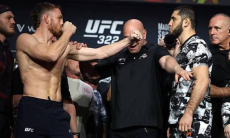 ИИ назвал точный исход боя Маддалена — Махачев за титул UFC
