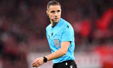 Судейство в футбольном матче Казахстан — Бельгия вызвало подозрение