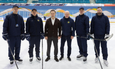 Официально представлен главный тренер сборной Казахстана по хоккею и его штаб