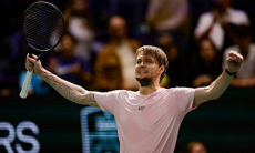 Александр Бублик завершил сезон-2025 с финансовым рекордом