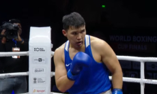 Раздельным решением завершился бой казахстанского супертяжа за финал Кубка мира по боксу