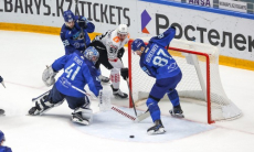 Фоторепортаж с матча КХЛ «Барыс» — «Авангард» 2:5