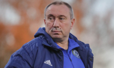 Станимир Стоилов может возглавить титулованный клуб КПЛ