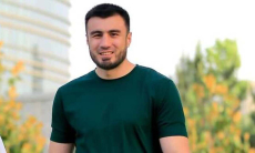 Звезды сборной Казахстана впечатлили маму Баходира Джалолова. Видео