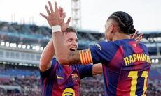 «Барселона» «отомстила» за гол на 43-й секунде и обошла «Реал»