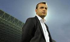 Известный армянский тренер ведет переговоры с клубом КПЛ