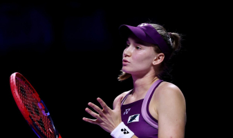 Елена Рыбакина объяснила свой нашумевший поступок после победы над Ариной Соболенко