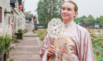 Елена Рыбакина заявила о необычной коллекции