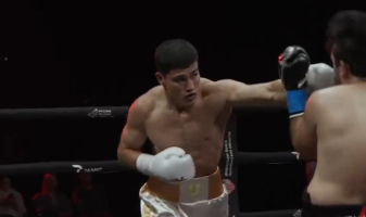 Чемпион мира из Узбекистана победил непобеждённого соперника в дебютном бою в профи