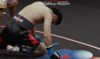 Олимпийский чемпион из Узбекистана нокаутировал казахстанского боксёра в дебютном бою в профи. Видео