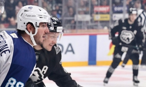 «Сами себя закапываем в яму». Хоккеист «Барыса» высказался о третьем поражении подряд в КХЛ