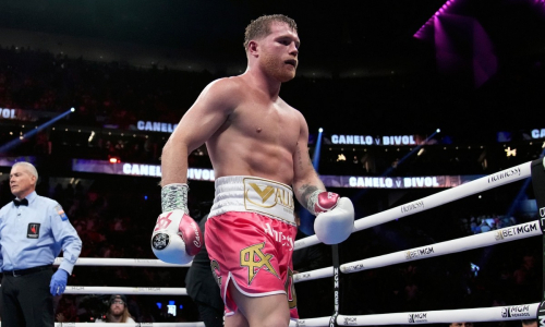 Казахстанский нокаутер уделал «Канело» и вошёл в число самых опасных боксёров мира