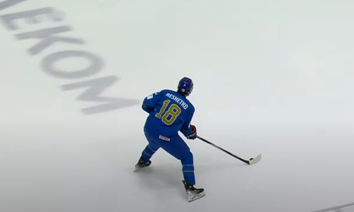 Казахстан разгромил сборную России на международном турнире