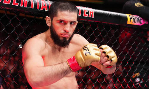 Ислам Махачев получил тревожные новости в UFC