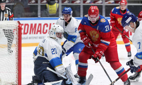 Казахстан проиграл России на международном турнире
