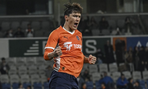 Шомуродов забил гол и стал лучшим бомбардиром чемпионата Турции. Видео