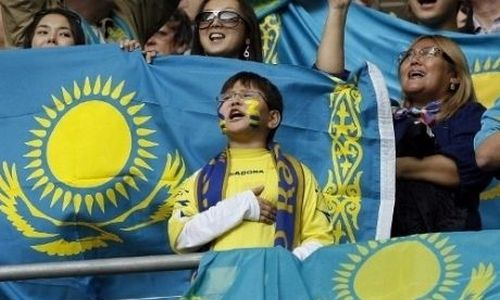 Гимн Казахстана впервые прозвучал в заокеанской лиге. Видео