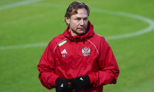 Главный тренер сборной России по футболу официально покинет пост