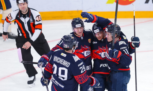 Десятью шайбами обернулся матч лидера конференции «Барыса» в КХЛ