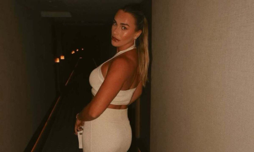 Арина Соболенко показала яркие фотографии со своего отдыха