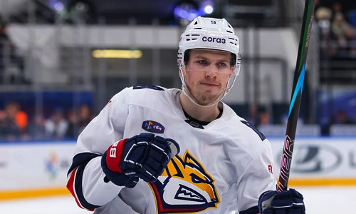 Хоккеисты сборной Казахстана помогли команде одержать победу в КХЛ 