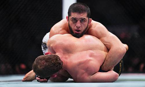 Ислам Махачев