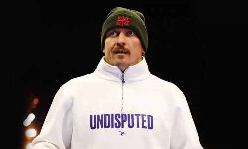 Стала известна причина отказа Усика от титула WBO и «абсолюта»